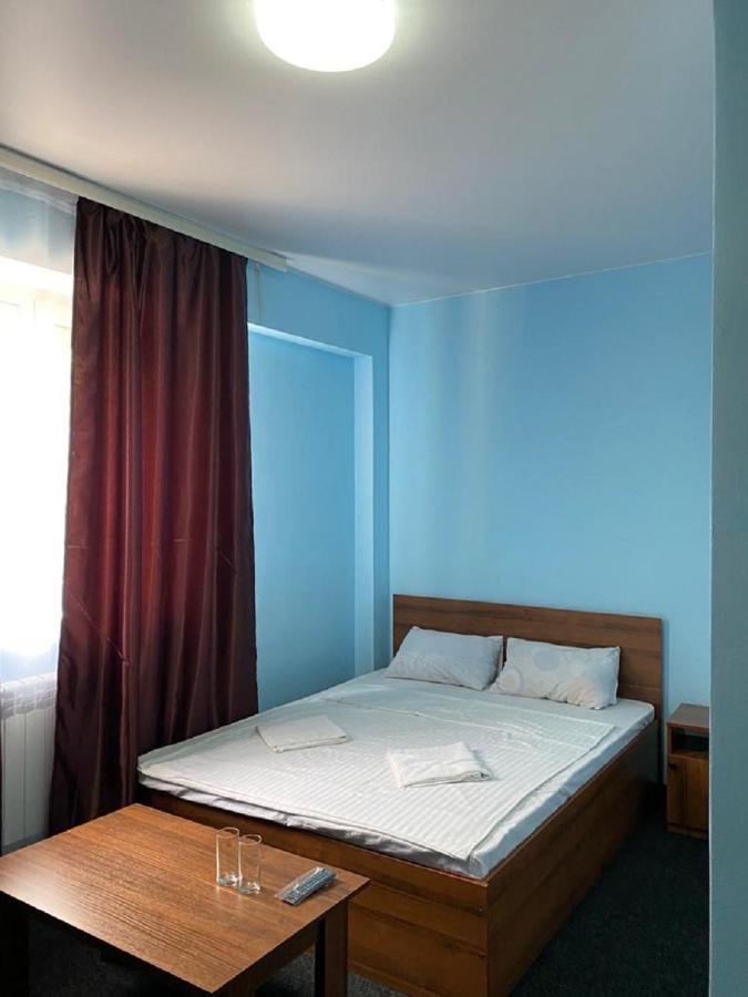 Пана Hotel Almaty Bagian luar foto
