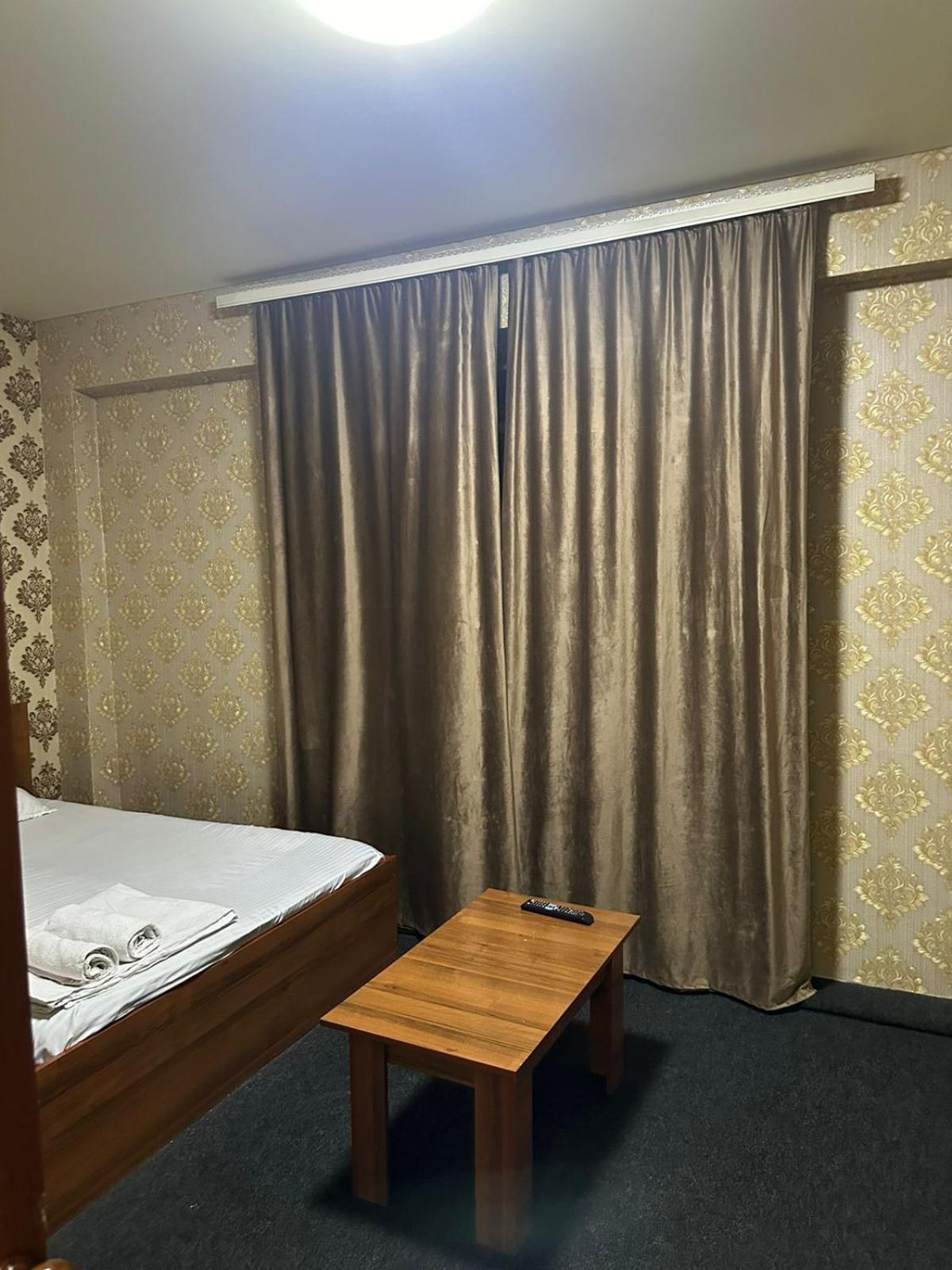 Пана Hotel Almaty Bagian luar foto